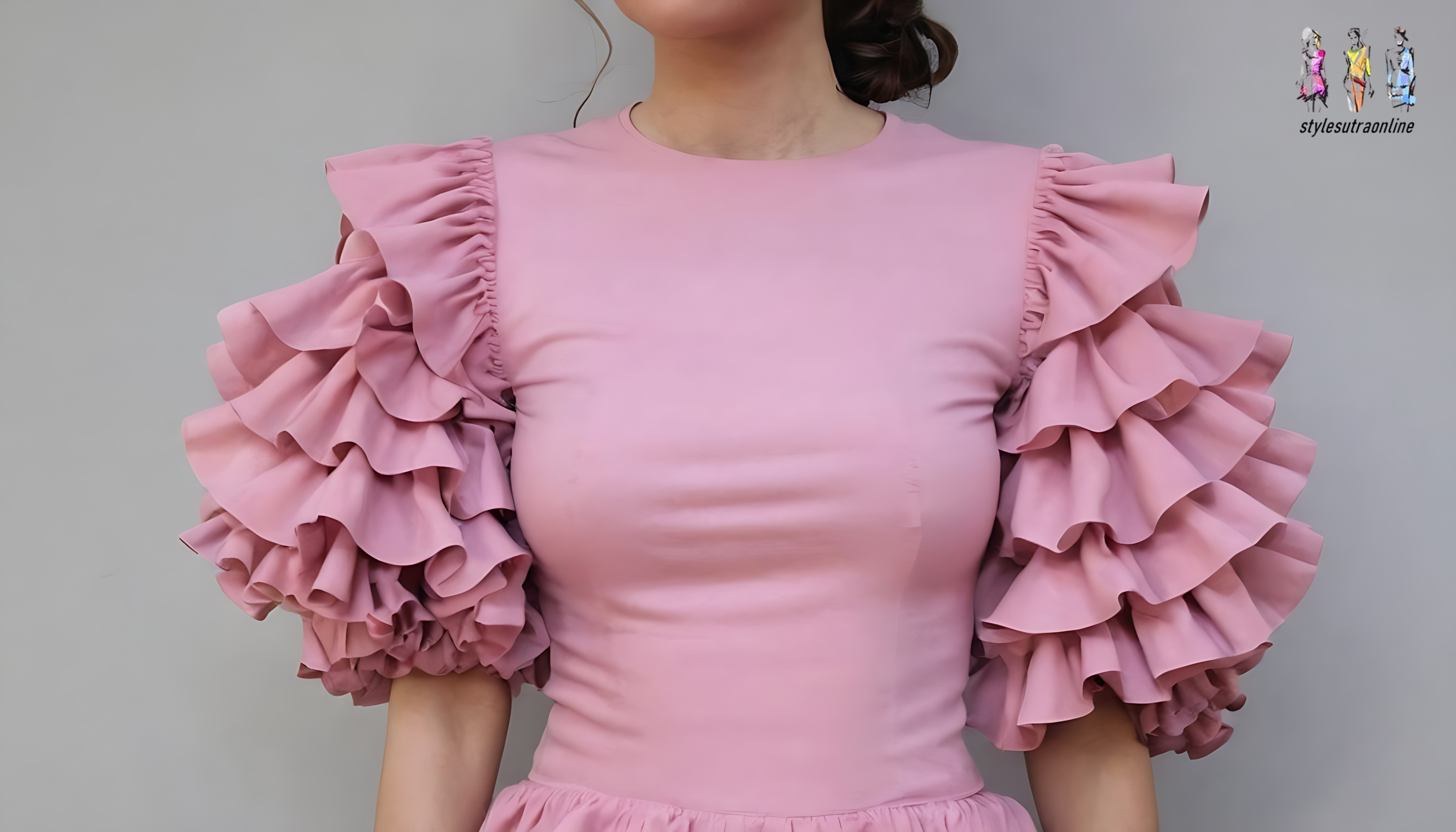  bishop sleeve with delicate ruffles - Fashion detail for a sophisticated and trendy look